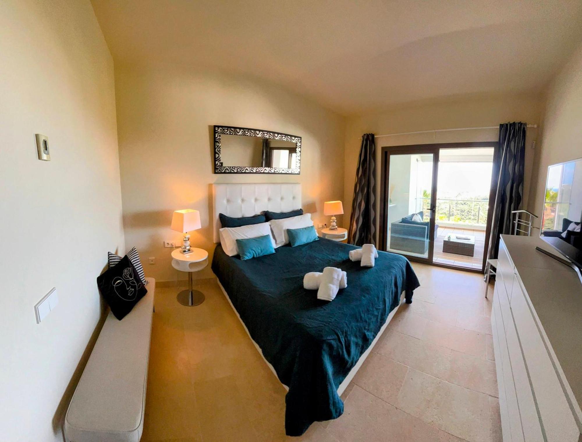 Superior Apartment For Golf, Sea And Nature Lovers Casares Eksteriør billede